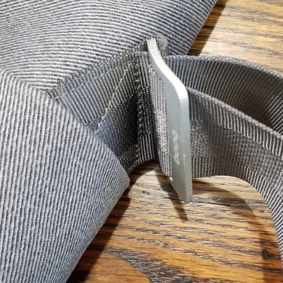 Booq Python Catch Camera Messenger Bag - Picture 8 of 10